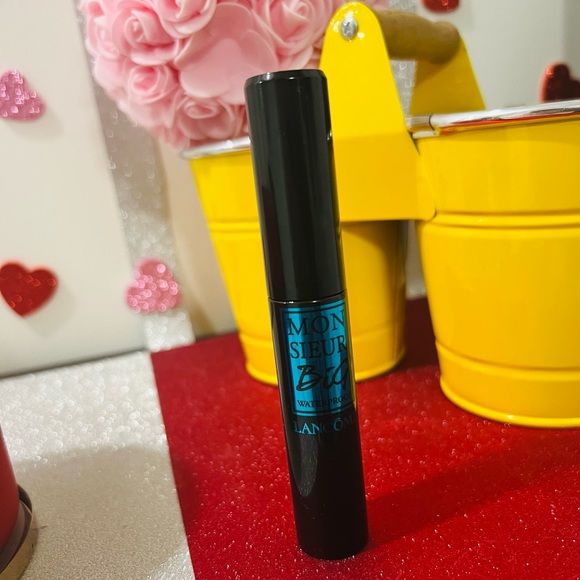 LANCÔME
Monsieur Big Waterproof Mascara - Picture 2 of 4
